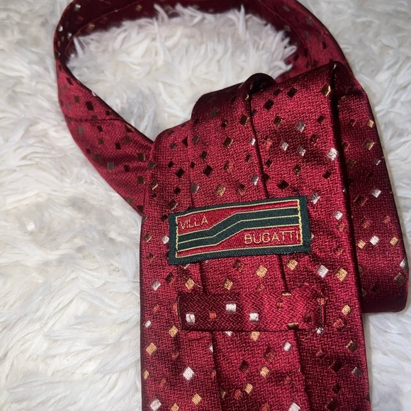 Red Silk Tie with Subtle Dot Pattern - Picture 2 of 2